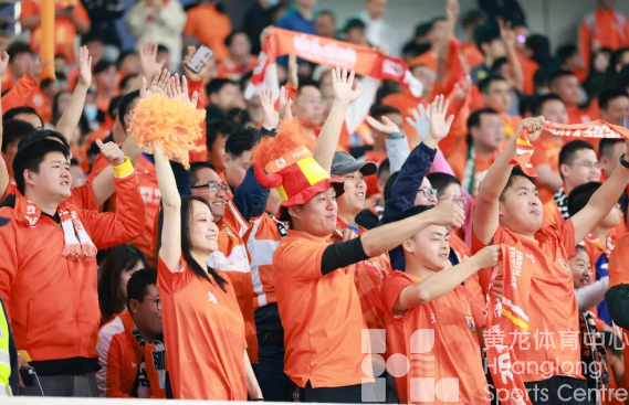 足协超级杯 | 阔别三年！看球的快乐，终于回来了！(图4)