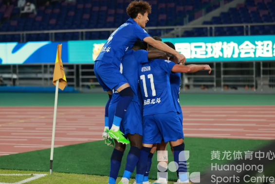 足协超级杯 | 阔别三年！看球的快乐，终于回来了！(图9)