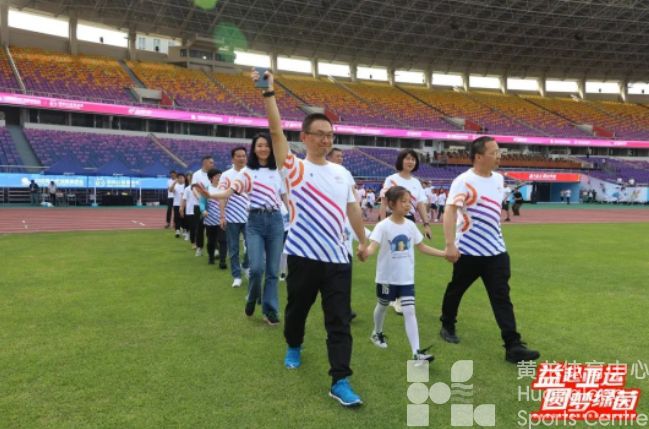 为热爱运动的孩子们圆梦,“益起亚运,圆梦绿茵”公益活动在杭举办(图3) 为热爱运动的孩子们圆梦,“益起亚运,圆梦绿茵”公益活动在杭举办(图3)