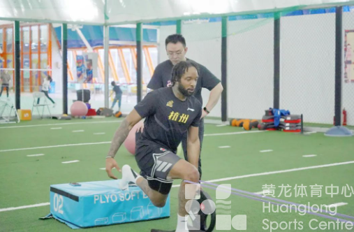 跟黄龙看CBA | 浙江东阳光空降气膜馆，集训备战生死战(图7)