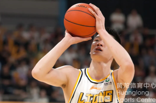 跟黄龙看CBA | 让1追2,浙江东阳光挺进四强!我们五一黄龙见!(图3) 跟黄龙看CBA | 让1追2,浙江东阳光挺进四强!我们五一黄龙见!(图3)