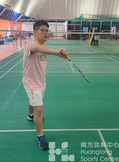 “错误示范” | 打了这么久羽毛球,基本姿势还是错的?(图3) “错误示范” | 打了这么久羽毛球,基本姿势还是错的?(图3)