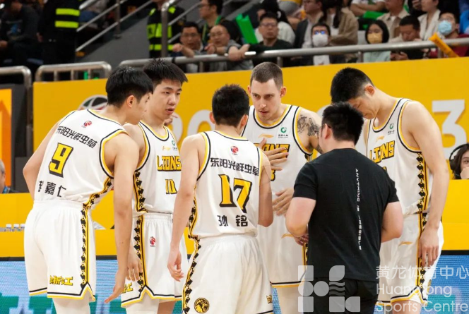 五一浙江体育赛事活动不断，黄龙体育中心也热闹非凡(图3)