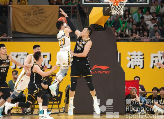 跟黄龙看CBA | 心若在,梦就在!下赛季,和浙江东阳光一起满血归来!(图6) 跟黄龙看CBA | 心若在,梦就在!下赛季,和浙江东阳光一起满血归来!(图6)