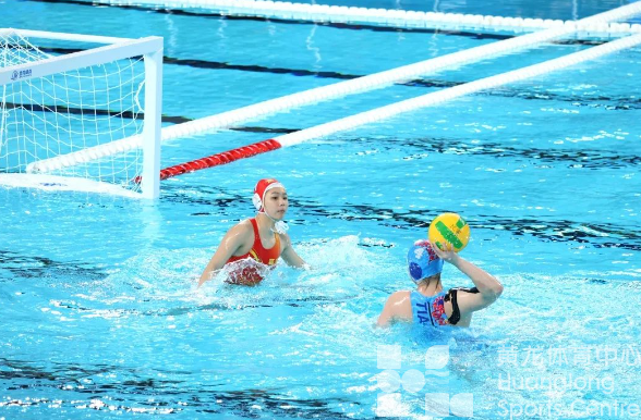 “水”啸“龙”吟 | 水球“大战”现场，姑娘们“狂飙”近400个球(图10)