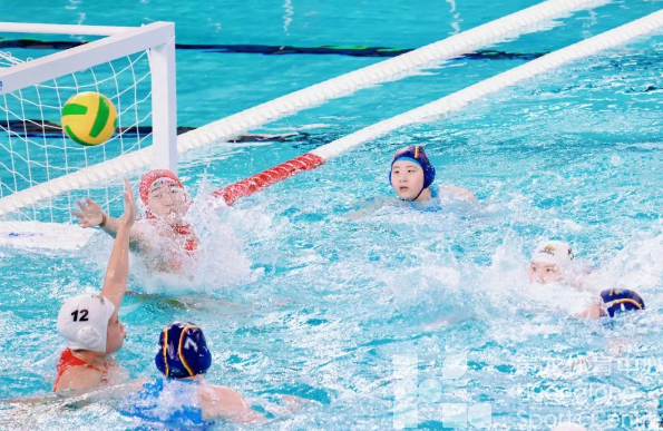 “水”啸“龙”吟 | 吴鹏的弟子来看水球比赛，未来浙江的“水莲花”静待绽放(图4)