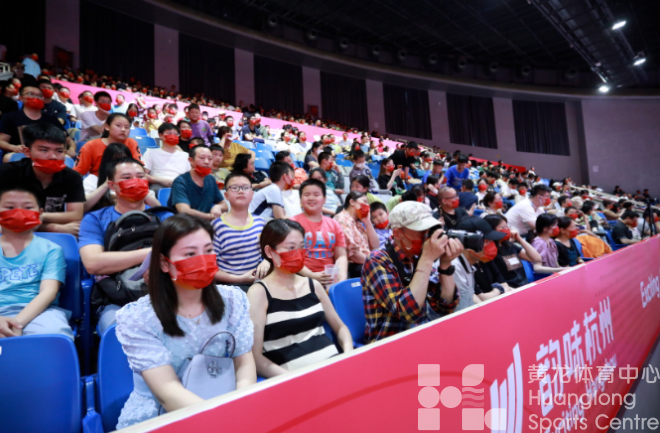 2000名观众“阅卷”，杭州体育馆迎来亚运前首次全压力测试(图1)