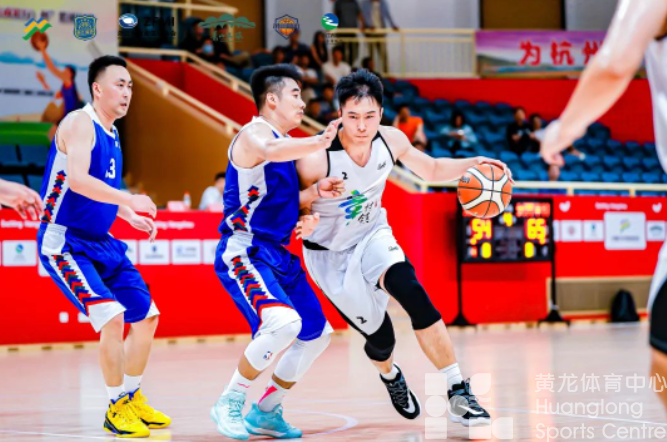 持续六天,全国村BA农民篮球选拔赛来了(图4) 持续六天,全国村BA农民篮球选拔赛来了(图4)