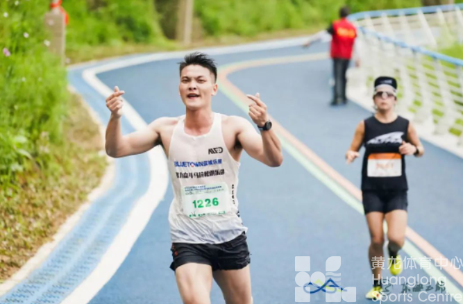 来东海云廊深度体验环浙步道，800名跑友打卡千年古城舟山定海(图2)