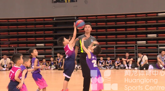 五年人数突破九倍,省小篮球总决赛宁波开赛(图1) 五年人数突破九倍,省小篮球总决赛宁波开赛(图1)