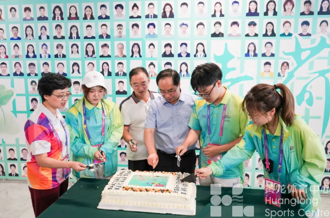 亚运 · 小青荷 | “浙科”小青荷 圆满完成亚运赛会志愿服务工作(图3) 亚运 · 小青荷 | “浙科”小青荷 圆满完成亚运赛会志愿服务工作(图3)