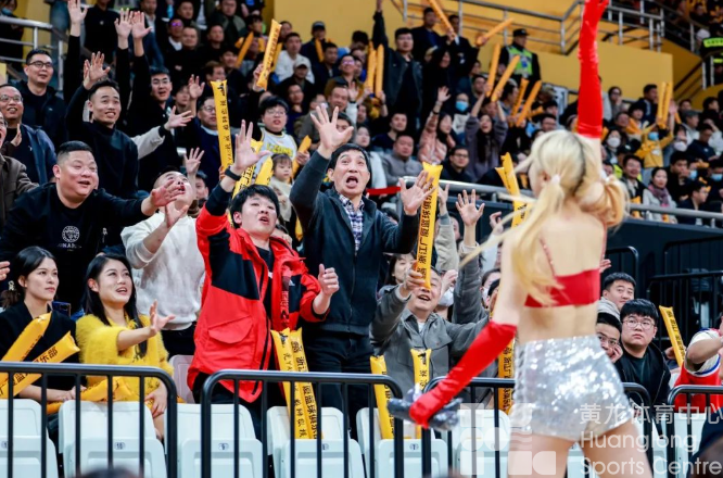 来黄龙看CBA | 神奇的主场优势！五连胜！浙江东阳光药拿下“浙江德比”(图5)