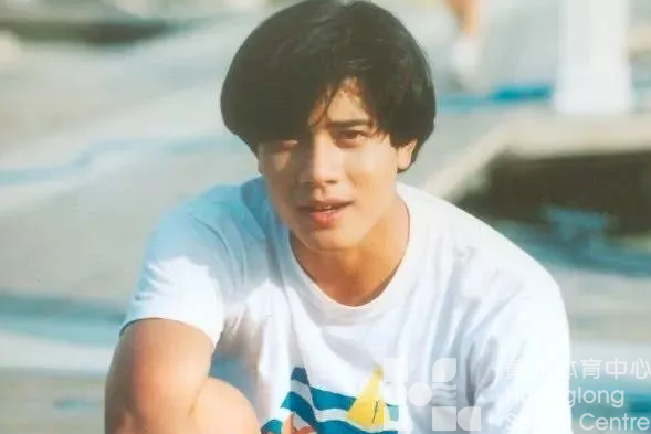 天王来了 | 宝刀未老，青春不变，当年迷倒万千少女的男人，他来了！！(图3)