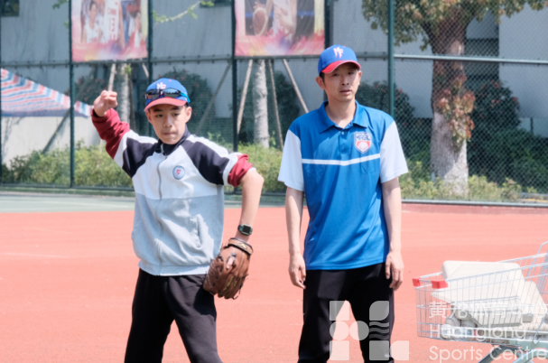 后亚运 | 发挥场馆、学校双向资源倍增效应，黄龙公开课走进杭十三中(图2)