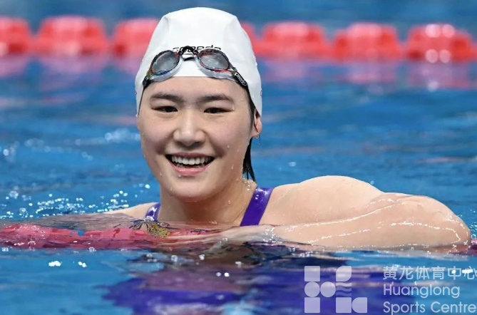 体操女团冲金，48岁“传奇”丘妈再现赛场(图1)