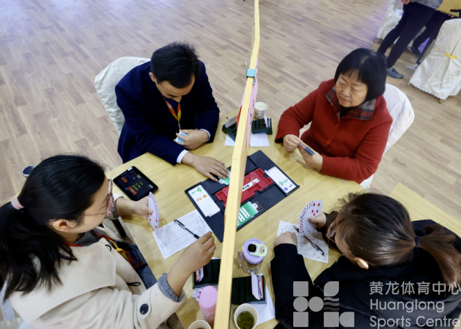 高校校长们不断“圈粉”,这项桥牌赛事来到浙江(图2) 高校校长们不断“圈粉”,这项桥牌赛事来到浙江(图2)