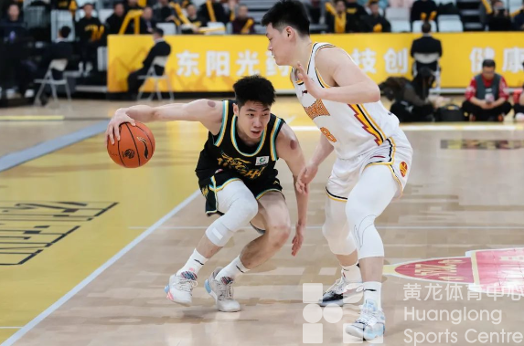 来黄龙看CBA | 浙江东阳光药男篮主场赢下年前最后一战！(图2)