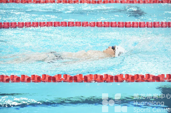 能游泳、打球、办比赛，全新丝滑“换装”的游跳馆你爱了吗？(图2)