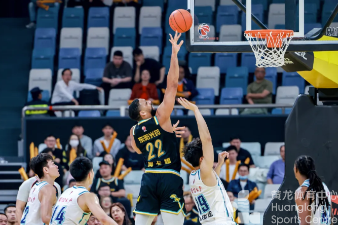 来黄龙看CBA丨胜利收官！12支季后赛球队全部出炉(图5)