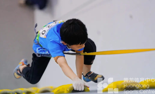 “攀”向亚洲，全国攀岩新星竞速江山(图3)