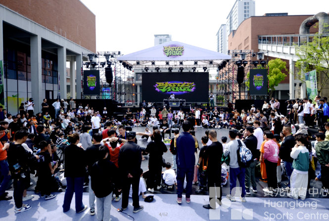 国内外街舞选手同台竞技争霸“舞林”(图4) 国内外街舞选手同台竞技争霸“舞林”(图4)