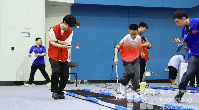 车车车车车……1800多名小孩哥小孩姐来黄龙battle了！(图2)