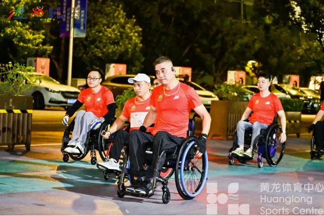 88支跑团、880名跑友，夏夜“燃”动黄龙(图3)