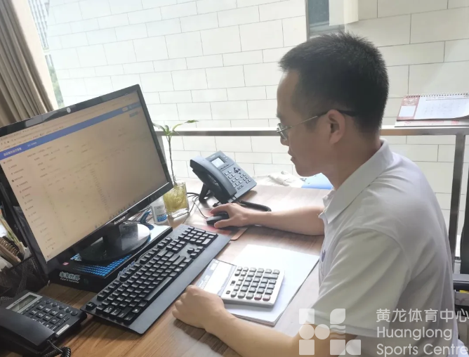 18年113次！他用“热血”搭建起生命的后勤保障(图2)