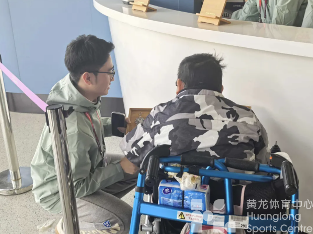 “俱”焦女排 | 天津女排3:0胜！！现场的这些瞬间“暖”进了心里(图6)