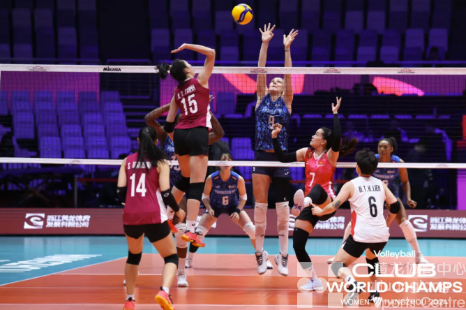 “俱”焦女排 | 天津女排3:0胜！！现场的这些瞬间“暖”进了心里(图2)