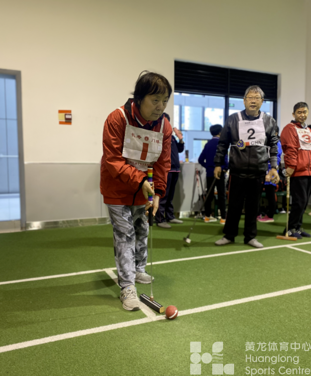 门球赛场上演“最强大脑”比拼(图2) 门球赛场上演“最强大脑”比拼(图2)