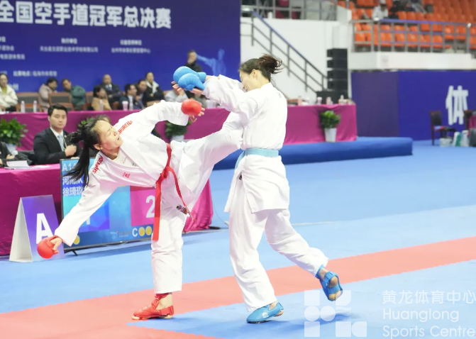 全国空手道冠军总决赛临海收官，李巧巧以金牌结束2024赛季(图2)