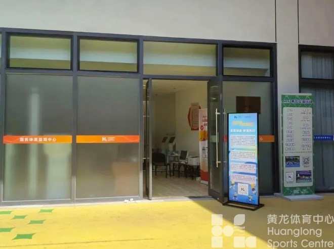 黄龙发生暖心一幕:网约车司机、快递员、外卖员……都来了(图7) 黄龙发生暖心一幕:网约车司机、快递员、外卖员……都来了(图7)