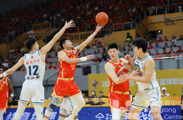 狮啸黄龙丨“生死战”抢5成功！广厦挺进CBA半决赛！(图3)