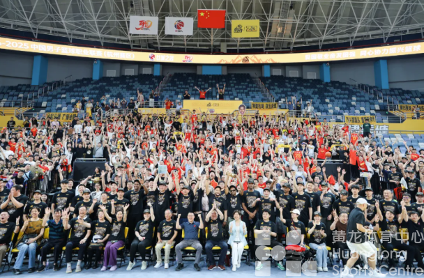 广厦夺冠之路，黄龙和球迷一路陪伴！(图9)