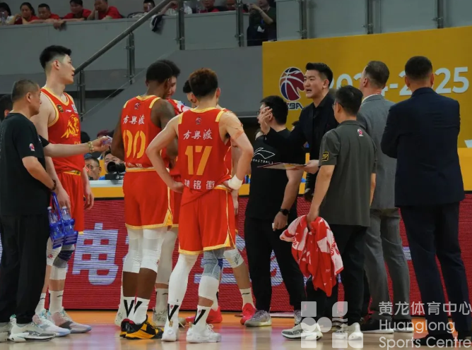 专访“冠军教头”王博 | 新身份是一种鞭策；对“来指导”等外号的反应亮了(图3)