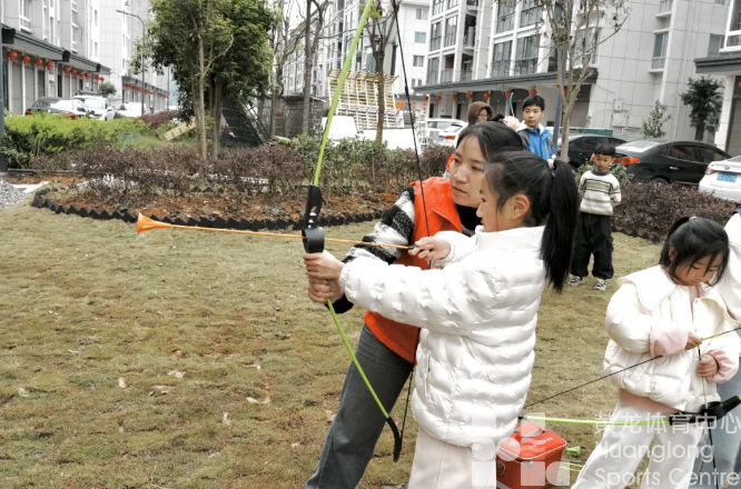 全省首个“希望体育角”，带来家门口的“流动少年宫”(图2)