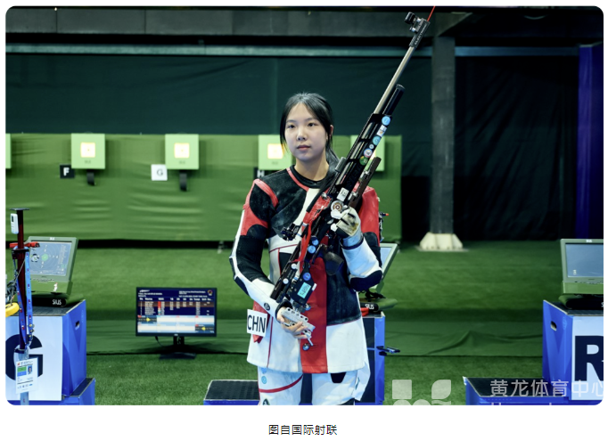 18岁浙江姑娘王子菲，世界冠军+1，世界纪录+1！(图2)