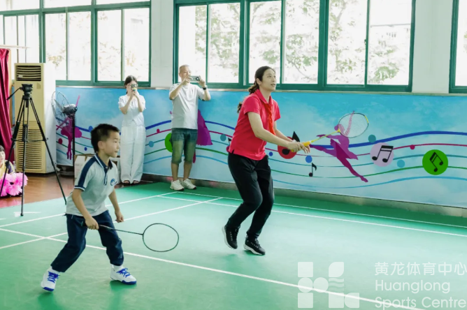 李玲蔚、王琳、黄雅琼……杭州这些学生太幸福，一次能和三代冠军过招(图3)