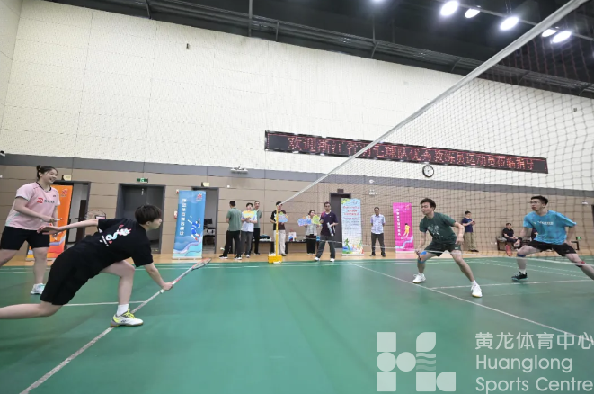 优秀运动员“六进”走近一线职工，将体育的活力与温度精准送达(图3)