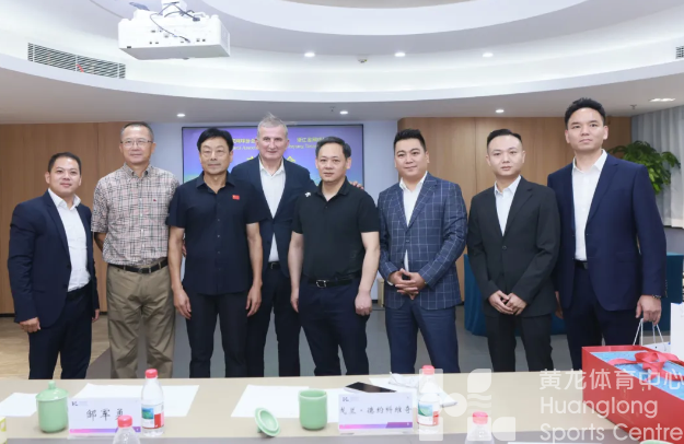 昨天，德约科维奇在黄龙(图4)