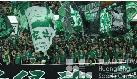 中超浙江丨3:1!主场获胜,新援亚戈首秀即破门!米特里策“梅开二度”(图2) 中超浙江丨3:1!主场获胜,新援亚戈首秀即破门!米特里策“梅开二度”(图2)