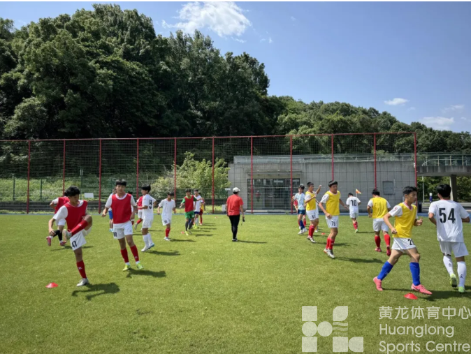 一月拿下三项全国冠军!多点开花,浙江足球青训破茧成蝶(图3) 一月拿下三项全国冠军!多点开花,浙江足球青训破茧成蝶(图3)