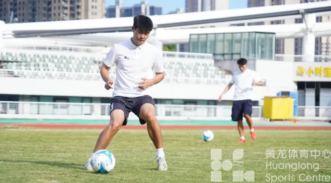 省体育局“送体育下乡”走进乐清,有人推迟度假也要来培训(图2) 省体育局“送体育下乡”走进乐清,有人推迟度假也要来培训(图2)