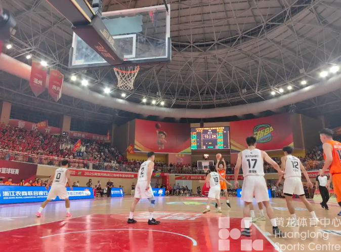 一条“灯河”、万人呐喊,庆元用热爱托举起“菇勇者” | 中央主流媒体主题采风(图1) 一条“灯河”、万人呐喊,庆元用热爱托举起“菇勇者” | 中央主流媒体主题采风(图1)