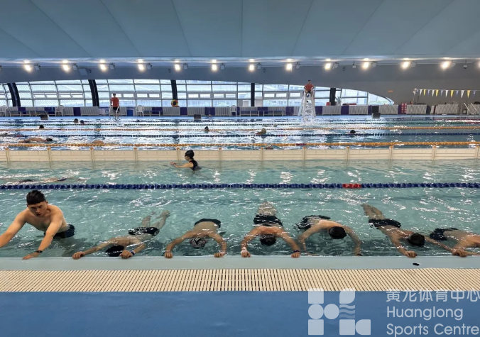 浙江体育——运动汇 | 迷彩遇见浪花，黄龙体育中心为军人开设专属游泳课(图3)