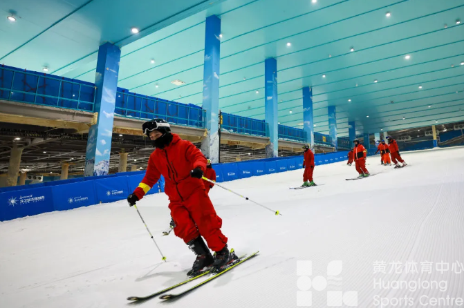 新闻关注 | “冷”赛道激发“热”活力——浙江冰雪经济一线观察(图1)