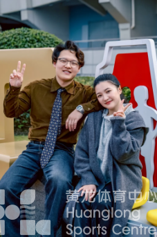 开工前的仪式感:彩色座椅拍大片!从此杭州又多了一个出片点(图9) 开工前的仪式感:彩色座椅拍大片!从此杭州又多了一个出片点(图9)