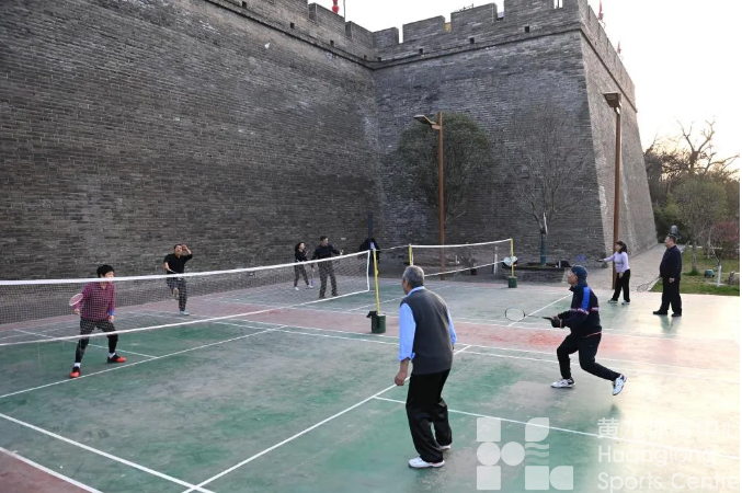 新华社 | 数读2025全民健身高质量发展，“苏超”、浙BA等群众体育赛事火遍全网(图1)