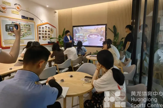 2026黄龙体育课技能拓展课程顺利开课，更多运动课包正在报名中！(图1)